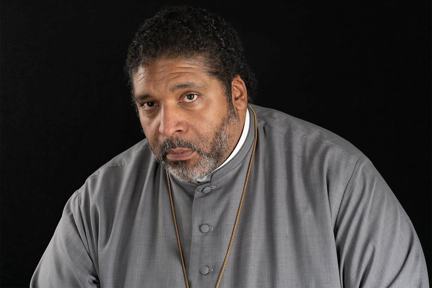 Headshot of Rev. Dr. Barber